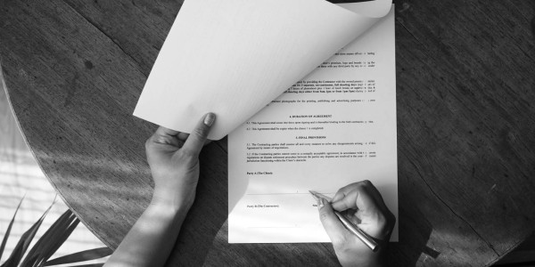 Contratos de Trabajo / Situaciones Irregulares en Alicante · Contratos Ilegales