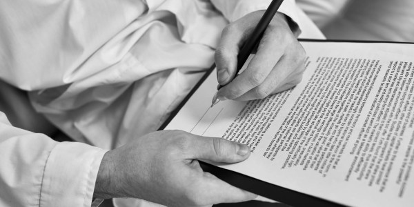 Contratos de Trabajo / Situaciones Irregulares en Alicante · Contratos con Cláusulas Abusivas